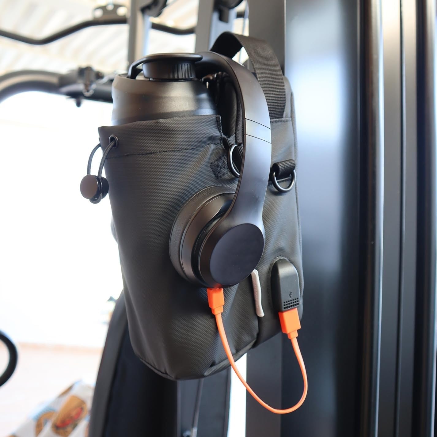 Magnetic Water Bottle Crossbody Bag