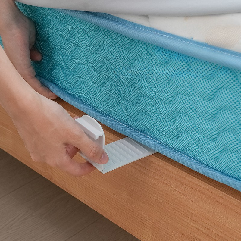 SlipLock Invisible Bed Sheet Clips